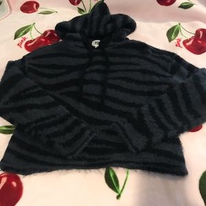 Vs pink crop zebra hoodie